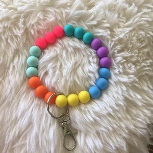 Silicone wristlet